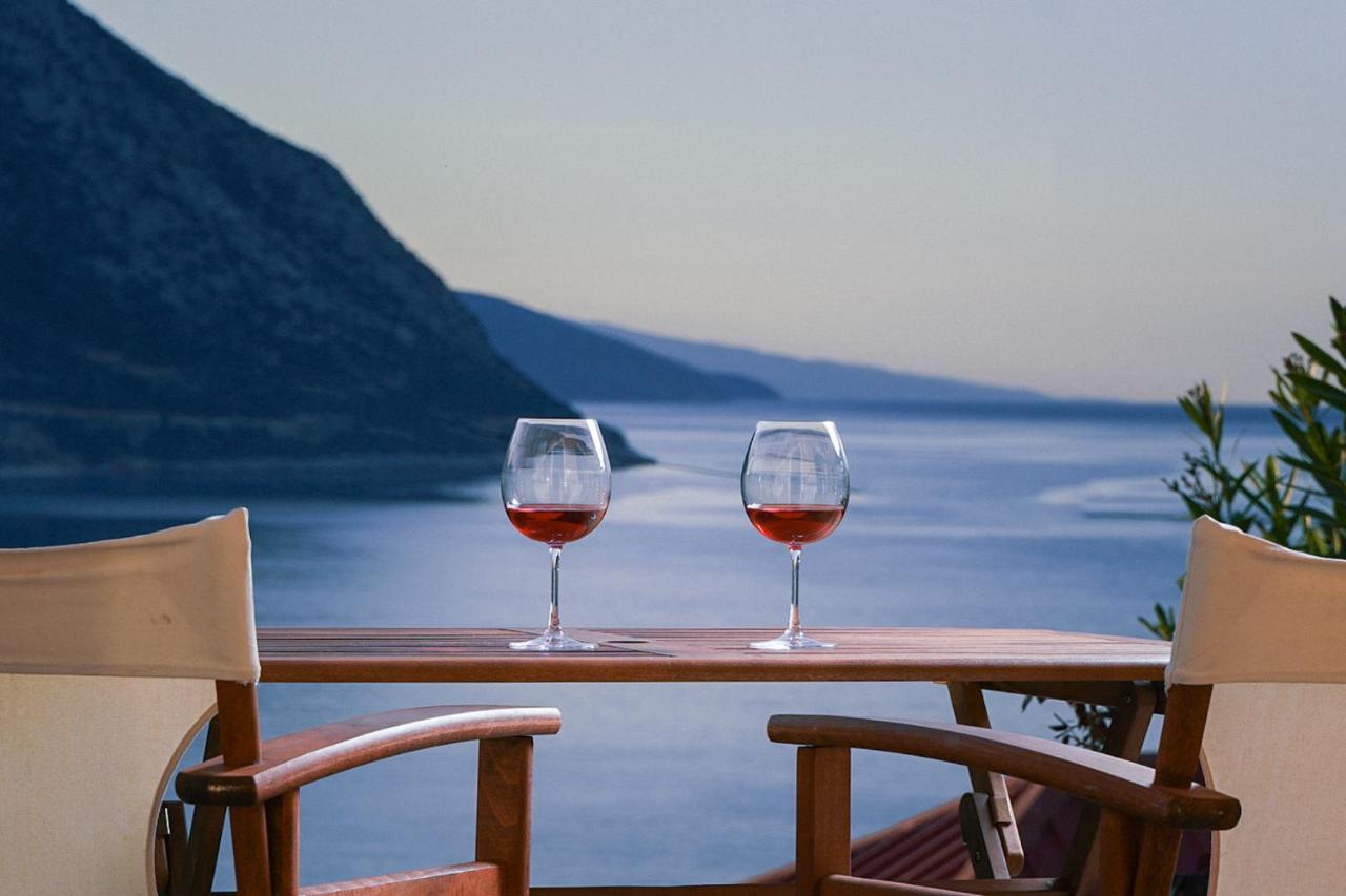 Pavio Villa Poros  Buitenkant foto